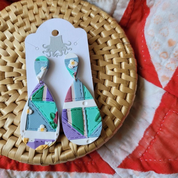 Patchwork Quilt Earrings Polymer Clay Teardrop - Picture 5 of 5